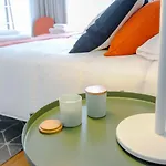 Nlc & Bed & Breakfast Lisboa