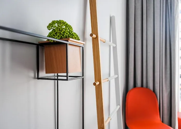 Nlc & Bed & Breakfast 3*