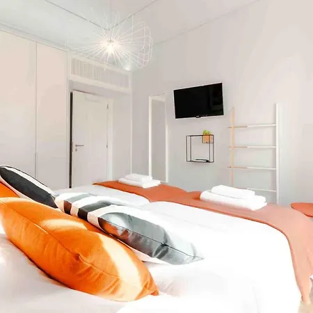 Bed & Breakfast Nlc &